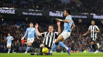 ثنائية مرموش.. نجم مصر يقود مانشستر سيتي للفوز على نيوكاسل بكأس كاراباو